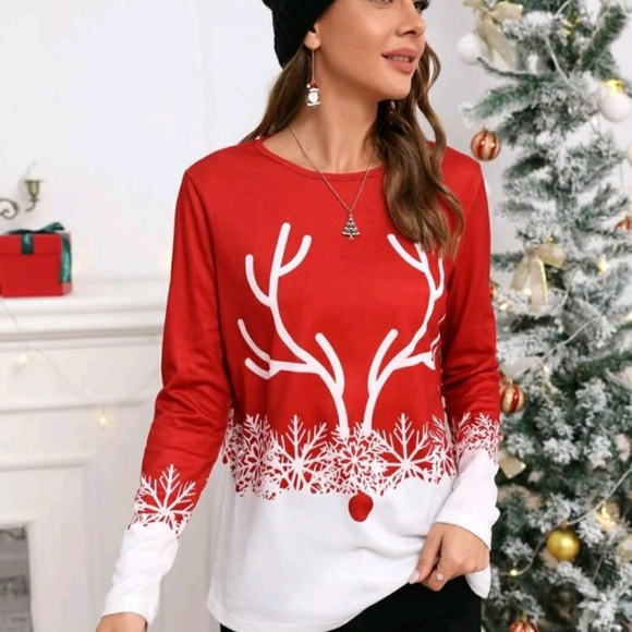 Christmas Print Crew Neck Tee - Picture 3 of 7